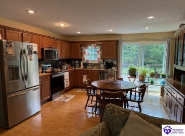 Earthborne Lane, Campbellsville, Kentucky 42718, ,2 BathroomsBathrooms,For Sale,Earthborne Lane,HK24003675