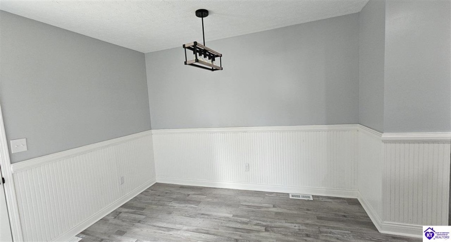 Scenic Drive, Bardstown, Kentucky 40004, ,2 BathroomsBathrooms,For Sale,Scenic Drive,HK24002902 Scenic Drive, Bardstown, Kentucky 40004, ,2 BathroomsBathrooms,For Sale,Scenic Drive,HK24002902