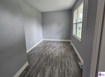 Scenic Drive, Bardstown, Kentucky 40004, ,2 BathroomsBathrooms,For Sale,Scenic Drive,HK24002902