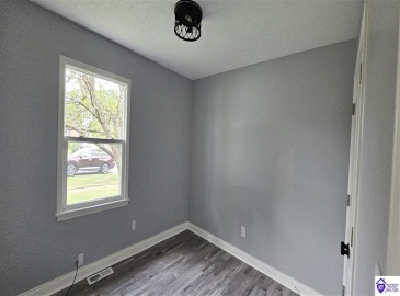 Scenic Drive, Bardstown, Kentucky 40004, ,2 BathroomsBathrooms,For Sale,Scenic Drive,HK24002902