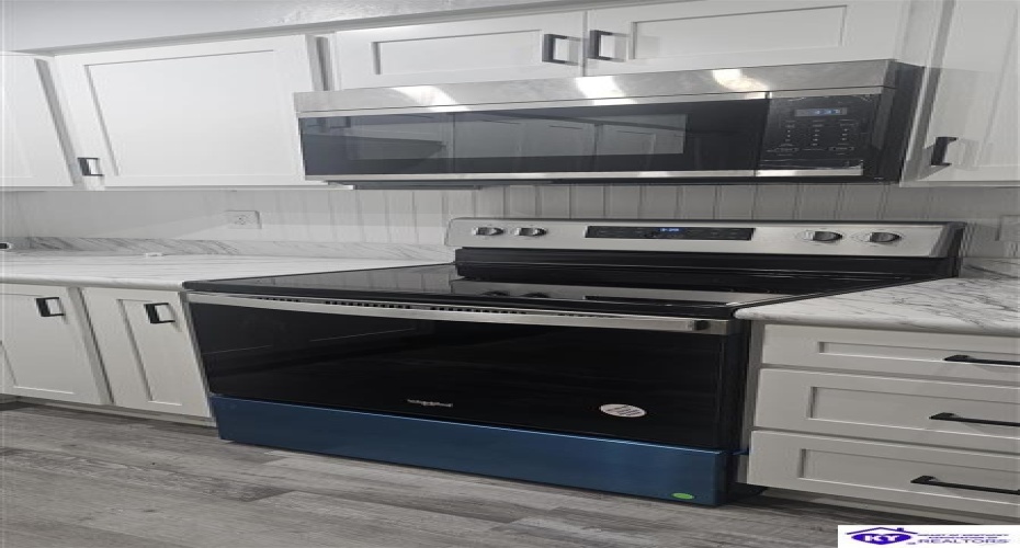 Scenic Drive, Bardstown, Kentucky 40004, ,2 BathroomsBathrooms,For Sale,Scenic Drive,HK24002902 Scenic Drive, Bardstown, Kentucky 40004, ,2 BathroomsBathrooms,For Sale,Scenic Drive,HK24002902