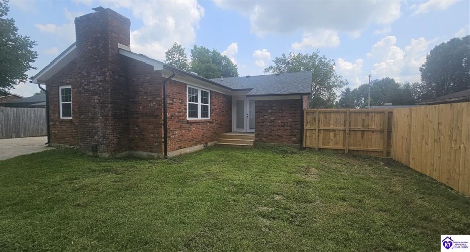 Scenic Drive, Bardstown, Kentucky 40004, ,2 BathroomsBathrooms,For Sale,Scenic Drive,HK24002902 Scenic Drive, Bardstown, Kentucky 40004, ,2 BathroomsBathrooms,For Sale,Scenic Drive,HK24002902