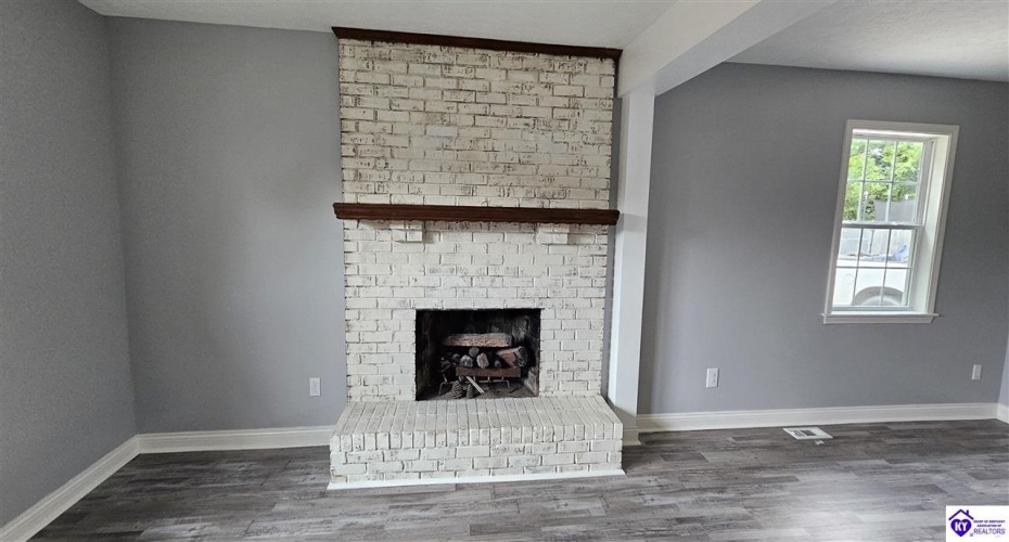 Scenic Drive, Bardstown, Kentucky 40004, ,2 BathroomsBathrooms,For Sale,Scenic Drive,HK24002902 Scenic Drive, Bardstown, Kentucky 40004, ,2 BathroomsBathrooms,For Sale,Scenic Drive,HK24002902