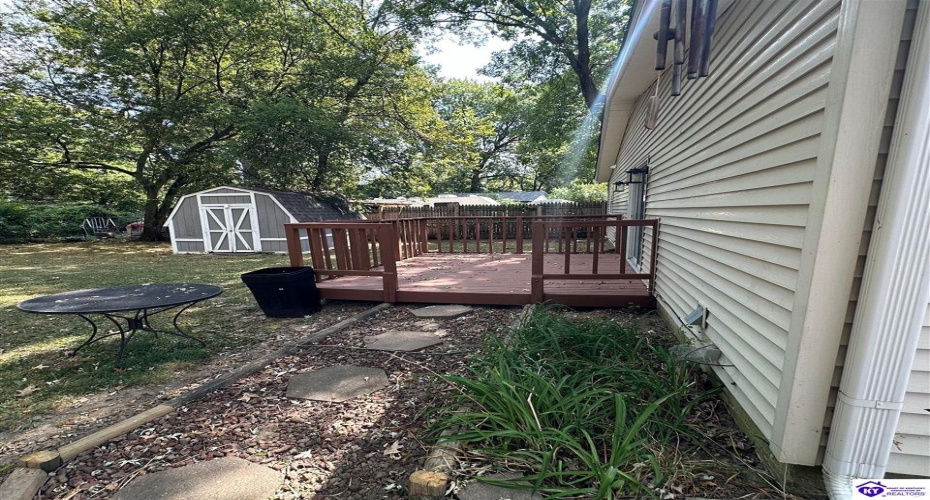 Mac Brae Rd, Louisville, Kentucky 40214, ,2 BathroomsBathrooms,For Sale,Mac Brae Rd,HK24003399