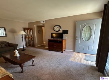 Mac Brae Rd, Louisville, Kentucky 40214, ,2 BathroomsBathrooms,For Sale,Mac Brae Rd,HK24003399 Mac Brae Rd, Louisville, Kentucky 40214, ,2 BathroomsBathrooms,For Sale,Mac Brae Rd,HK24003399