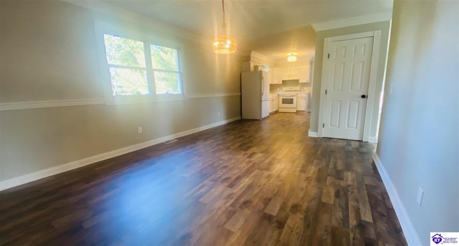 Rockford Avenue, Campbellsville, Kentucky 42718, ,1 BathroomBathrooms,For Sale,Rockford Avenue,HK24003444