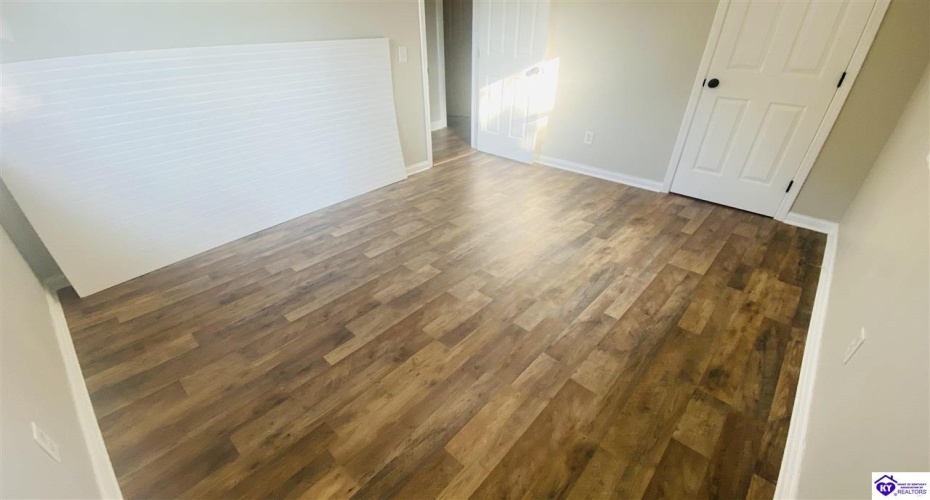 Rockford Avenue, Campbellsville, Kentucky 42718, ,1 BathroomBathrooms,For Sale,Rockford Avenue,HK24003444