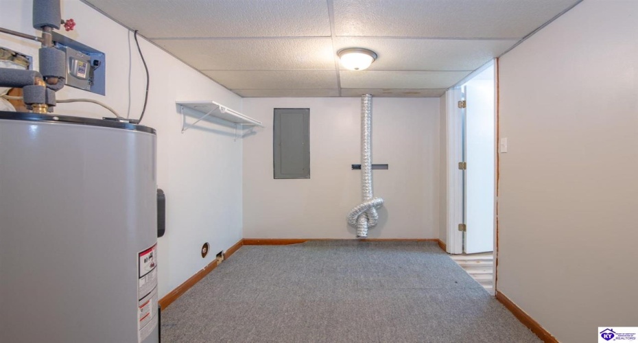 Buck Knobs Road, Ekron, Kentucky 40117, ,3 BathroomsBathrooms,For Sale,Buck Knobs Road,HK24003732