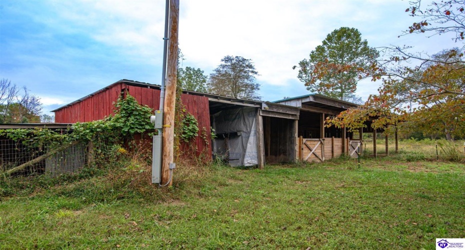 Buck Knobs Road, Ekron, Kentucky 40117, ,3 BathroomsBathrooms,For Sale,Buck Knobs Road,HK24003732