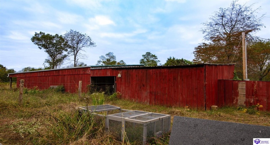 Buck Knobs Road, Ekron, Kentucky 40117, ,3 BathroomsBathrooms,For Sale,Buck Knobs Road,HK24003732