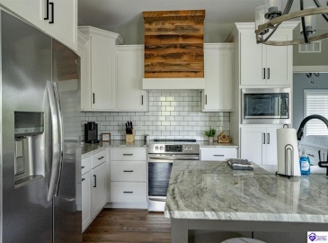 Landing Road, Leitchfield, Kentucky 42754, ,3 BathroomsBathrooms,For Sale,Landing Road,HK24003735 Landing Road, Leitchfield, Kentucky 42754, ,3 BathroomsBathrooms,For Sale,Landing Road,HK24003735