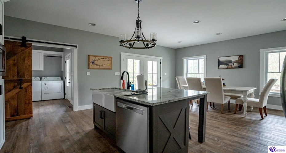 Landing Road, Leitchfield, Kentucky 42754, ,3 BathroomsBathrooms,For Sale,Landing Road,HK24003735