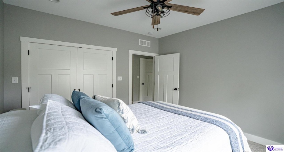 Landing Road, Leitchfield, Kentucky 42754, ,3 BathroomsBathrooms,For Sale,Landing Road,HK24003735