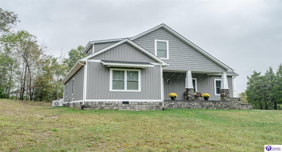 Landing Road, Leitchfield, Kentucky 42754, ,3 BathroomsBathrooms,For Sale,Landing Road,HK24003735