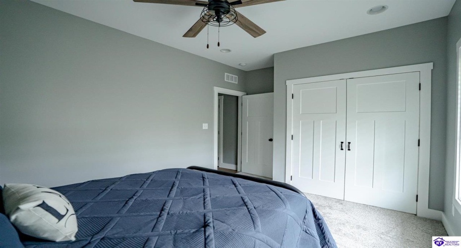 Landing Road, Leitchfield, Kentucky 42754, ,3 BathroomsBathrooms,For Sale,Landing Road,HK24003735