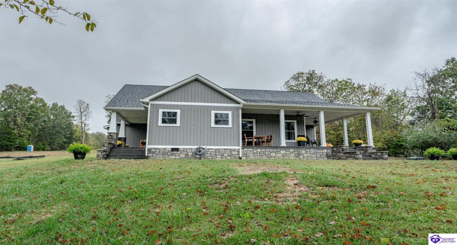 Landing Road, Leitchfield, Kentucky 42754, ,3 BathroomsBathrooms,For Sale,Landing Road,HK24003735