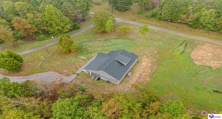 Landing Road, Leitchfield, Kentucky 42754, ,3 BathroomsBathrooms,For Sale,Landing Road,HK24003735