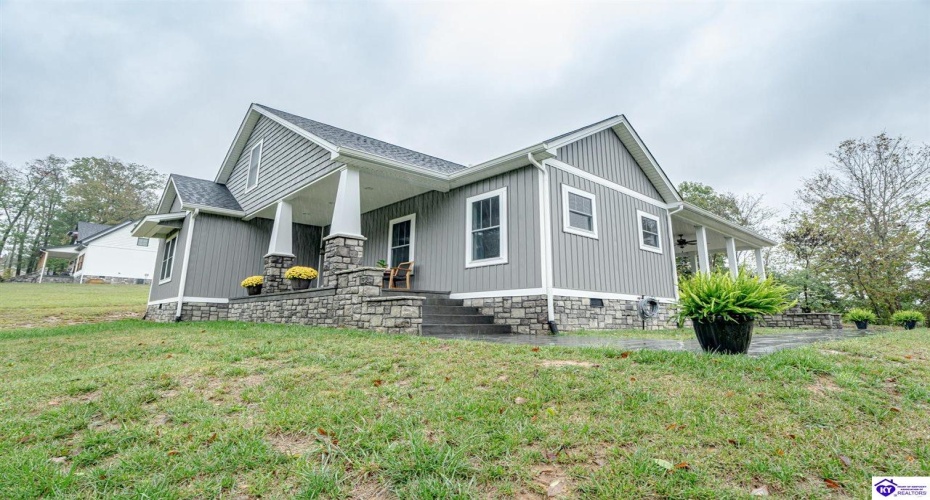 Landing Road, Leitchfield, Kentucky 42754, ,3 BathroomsBathrooms,For Sale,Landing Road,HK24003735