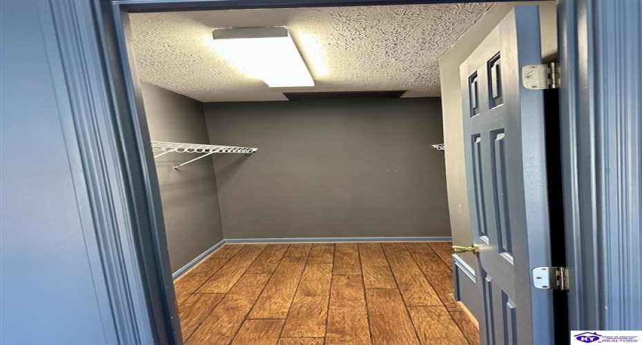 Shain Road, Bardstown, Kentucky 40004, ,3 BathroomsBathrooms,For Sale,Shain Road,HK24003746