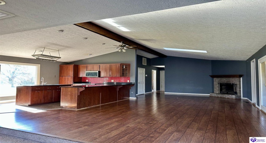 Shain Road, Bardstown, Kentucky 40004, ,3 BathroomsBathrooms,For Sale,Shain Road,HK24003746