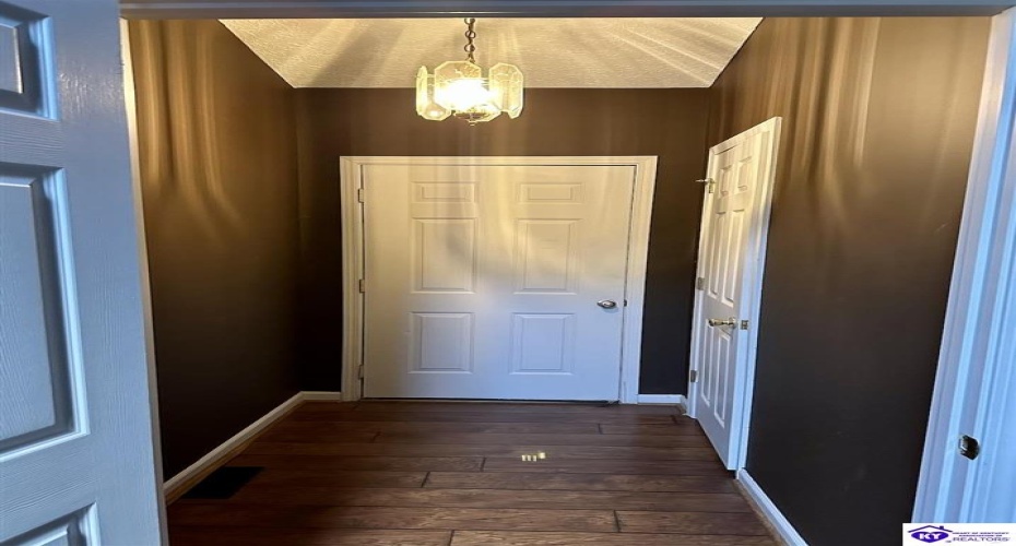 Shain Road, Bardstown, Kentucky 40004, ,3 BathroomsBathrooms,For Sale,Shain Road,HK24003746