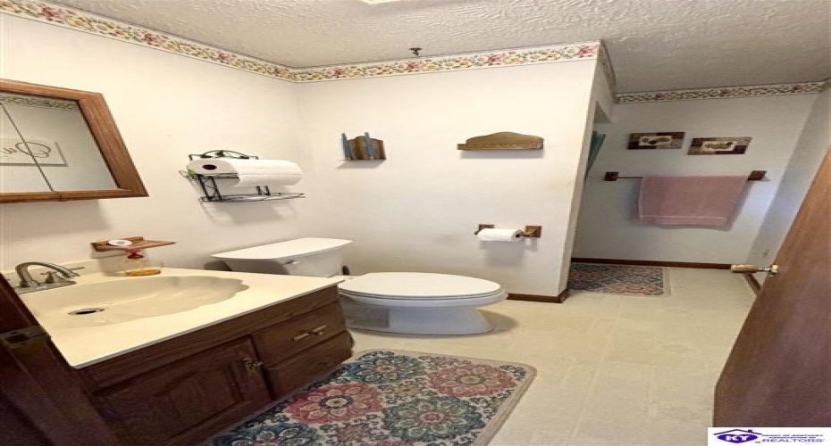 Hayes Cemetery Road, Greensburg, Kentucky 42743, ,3 BathroomsBathrooms,For Sale,Hayes Cemetery Road,HK24003752