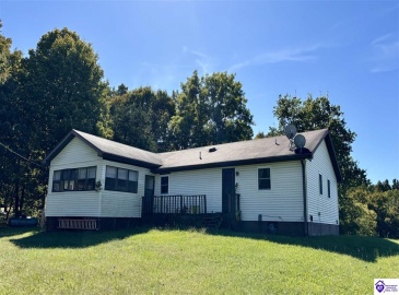 Hayes Cemetery Road, Greensburg, Kentucky 42743, ,3 BathroomsBathrooms,For Sale,Hayes Cemetery Road,HK24003752 Hayes Cemetery Road, Greensburg, Kentucky 42743, ,3 BathroomsBathrooms,For Sale,Hayes Cemetery Road,HK24003752