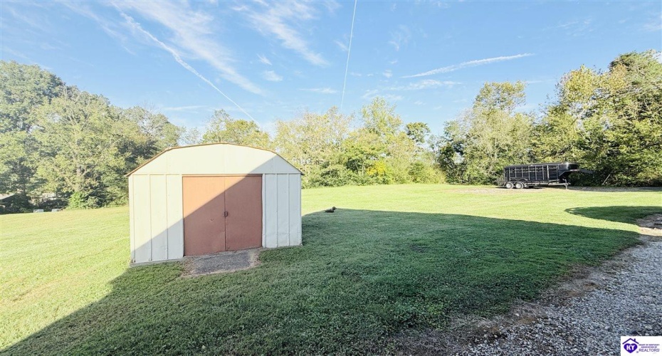 Legion Park Road, Greensburg, Kentucky 42743, ,3 BathroomsBathrooms,For Sale,Legion Park Road,HK24003768