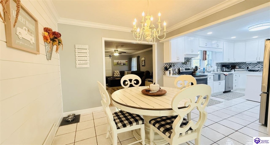 Legion Park Road, Greensburg, Kentucky 42743, ,3 BathroomsBathrooms,For Sale,Legion Park Road,HK24003768