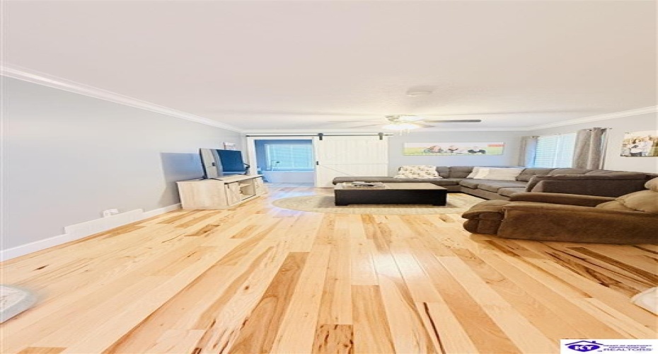 Legion Park Road, Greensburg, Kentucky 42743, ,3 BathroomsBathrooms,For Sale,Legion Park Road,HK24003768