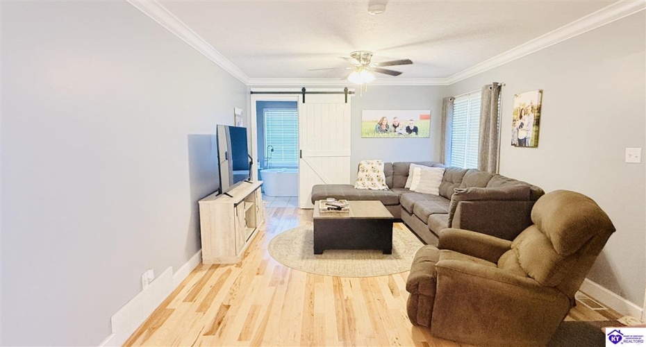 Legion Park Road, Greensburg, Kentucky 42743, ,3 BathroomsBathrooms,For Sale,Legion Park Road,HK24003768