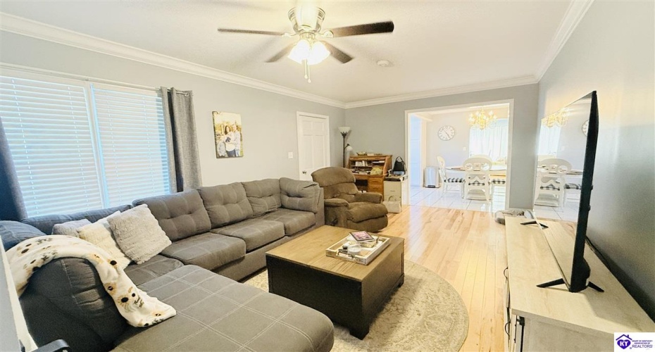 Legion Park Road, Greensburg, Kentucky 42743, ,3 BathroomsBathrooms,For Sale,Legion Park Road,HK24003768