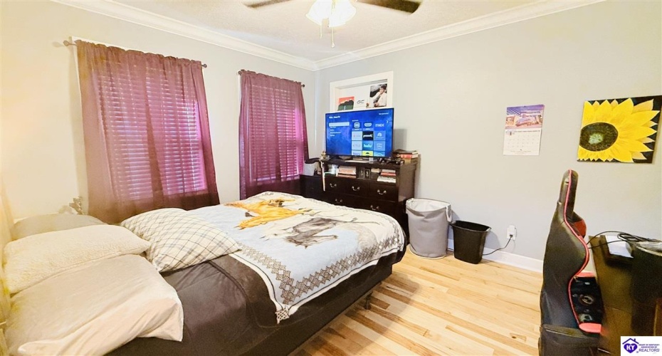 Legion Park Road, Greensburg, Kentucky 42743, ,3 BathroomsBathrooms,For Sale,Legion Park Road,HK24003768