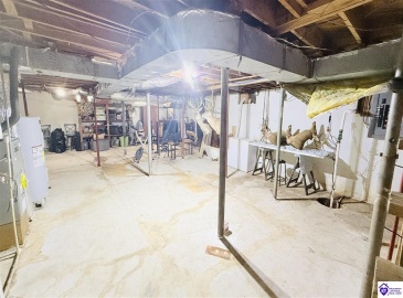 Legion Park Road, Greensburg, Kentucky 42743, ,3 BathroomsBathrooms,For Sale,Legion Park Road,HK24003768 Legion Park Road, Greensburg, Kentucky 42743, ,3 BathroomsBathrooms,For Sale,Legion Park Road,HK24003768