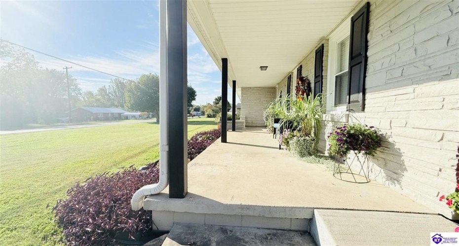 Legion Park Road, Greensburg, Kentucky 42743, ,3 BathroomsBathrooms,For Sale,Legion Park Road,HK24003768