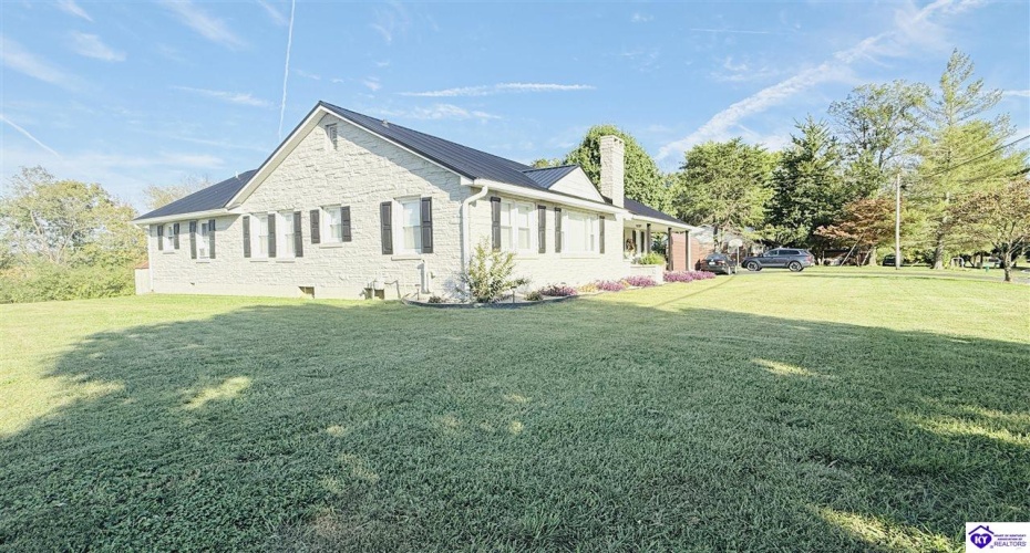 Legion Park Road, Greensburg, Kentucky 42743, ,3 BathroomsBathrooms,For Sale,Legion Park Road,HK24003768