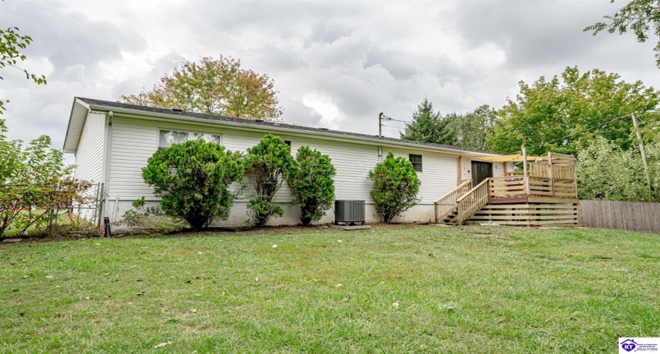 Deering Lane, Radcliff, Kentucky 40160, ,3 BathroomsBathrooms,For Sale,Deering Lane,HK24003773