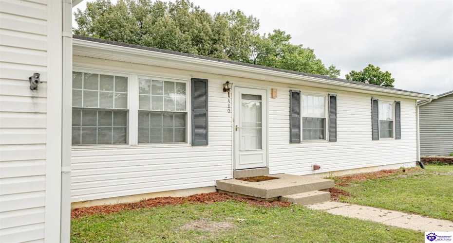 Deering Lane, Radcliff, Kentucky 40160, ,3 BathroomsBathrooms,For Sale,Deering Lane,HK24003773