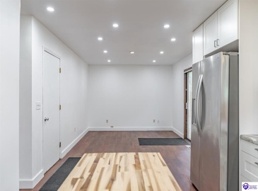 Deering Lane, Radcliff, Kentucky 40160, ,3 BathroomsBathrooms,For Sale,Deering Lane,HK24003773 Deering Lane, Radcliff, Kentucky 40160, ,3 BathroomsBathrooms,For Sale,Deering Lane,HK24003773