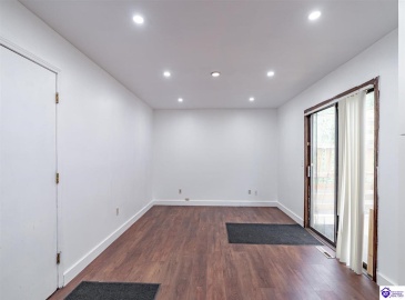 Deering Lane, Radcliff, Kentucky 40160, ,3 BathroomsBathrooms,For Sale,Deering Lane,HK24003773 Deering Lane, Radcliff, Kentucky 40160, ,3 BathroomsBathrooms,For Sale,Deering Lane,HK24003773