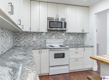 Deering Lane, Radcliff, Kentucky 40160, ,3 BathroomsBathrooms,For Sale,Deering Lane,HK24003773 Deering Lane, Radcliff, Kentucky 40160, ,3 BathroomsBathrooms,For Sale,Deering Lane,HK24003773