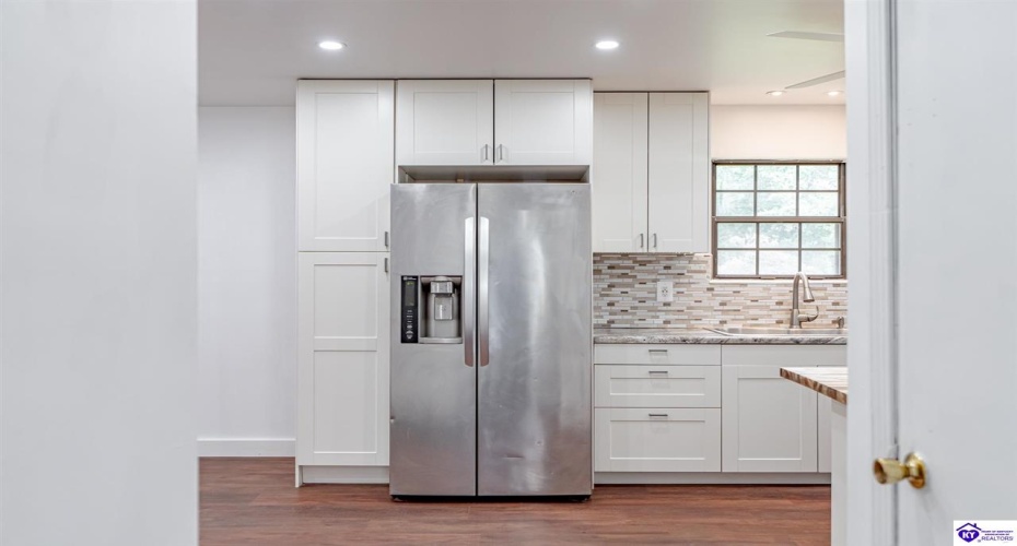 Deering Lane, Radcliff, Kentucky 40160, ,3 BathroomsBathrooms,For Sale,Deering Lane,HK24003773