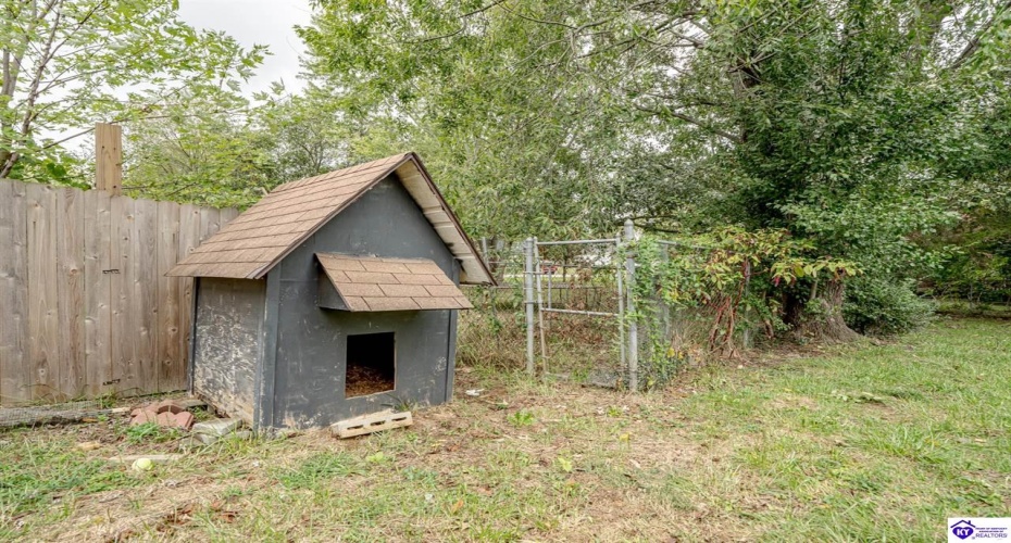 Deering Lane, Radcliff, Kentucky 40160, ,3 BathroomsBathrooms,For Sale,Deering Lane,HK24003773