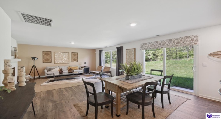 Lehigh Ct, Elizabethtown, Kentucky 42701-0000, ,3 BathroomsBathrooms,For Sale,Lehigh Ct,HK24003774