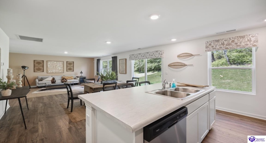 Lehigh Ct, Elizabethtown, Kentucky 42701-0000, ,3 BathroomsBathrooms,For Sale,Lehigh Ct,HK24003774