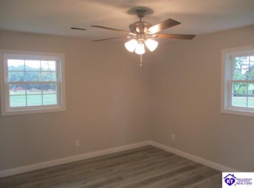 Greer Lane, Bardstown, Kentucky 40004, ,2 BathroomsBathrooms,For Sale,Greer Lane,HK24003775 Greer Lane, Bardstown, Kentucky 40004, ,2 BathroomsBathrooms,For Sale,Greer Lane,HK24003775