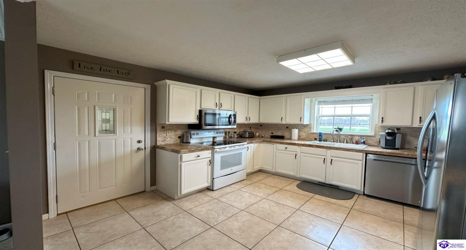 Butler Lane, Custer, Kentucky 40115, ,2 BathroomsBathrooms,For Sale,Butler Lane,HK24003778