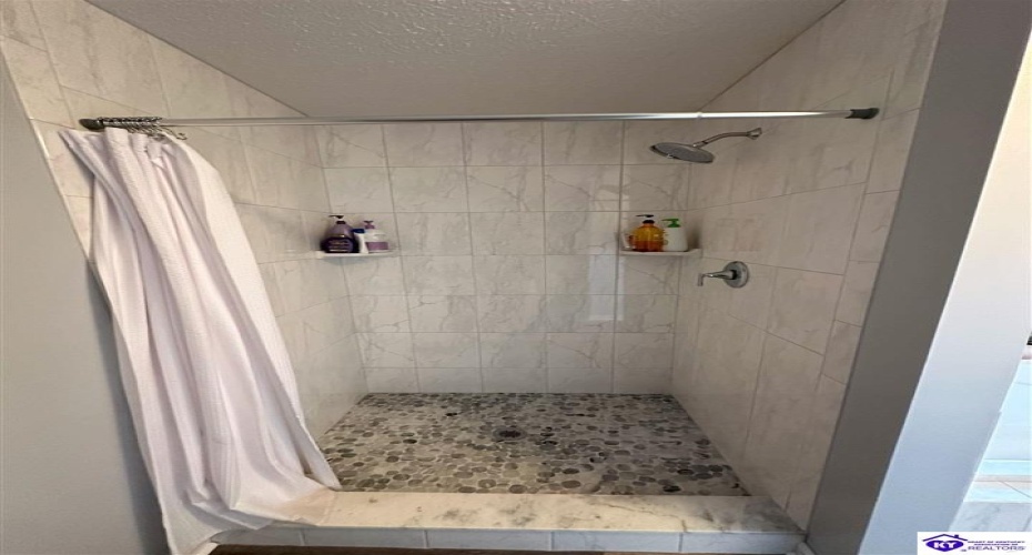 Butler Lane, Custer, Kentucky 40115, ,2 BathroomsBathrooms,For Sale,Butler Lane,HK24003778