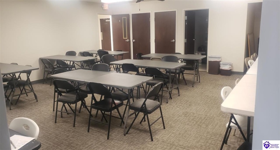 Lincoln Trail Boulevard, Radcliff, Kentucky 40160, ,For Sale,Lincoln Trail Boulevard,HK24000924