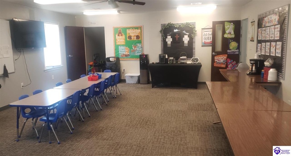 Lincoln Trail Boulevard, Radcliff, Kentucky 40160, ,For Sale,Lincoln Trail Boulevard,HK24000924